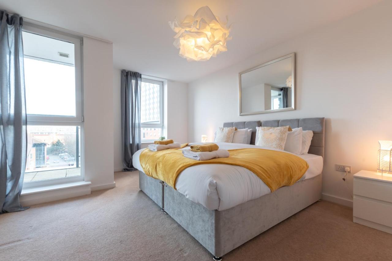 Amber Apartment Oasis - Your Gateway To Southampton'S Vibrant Heart, Port, Shopping Buitenkant foto