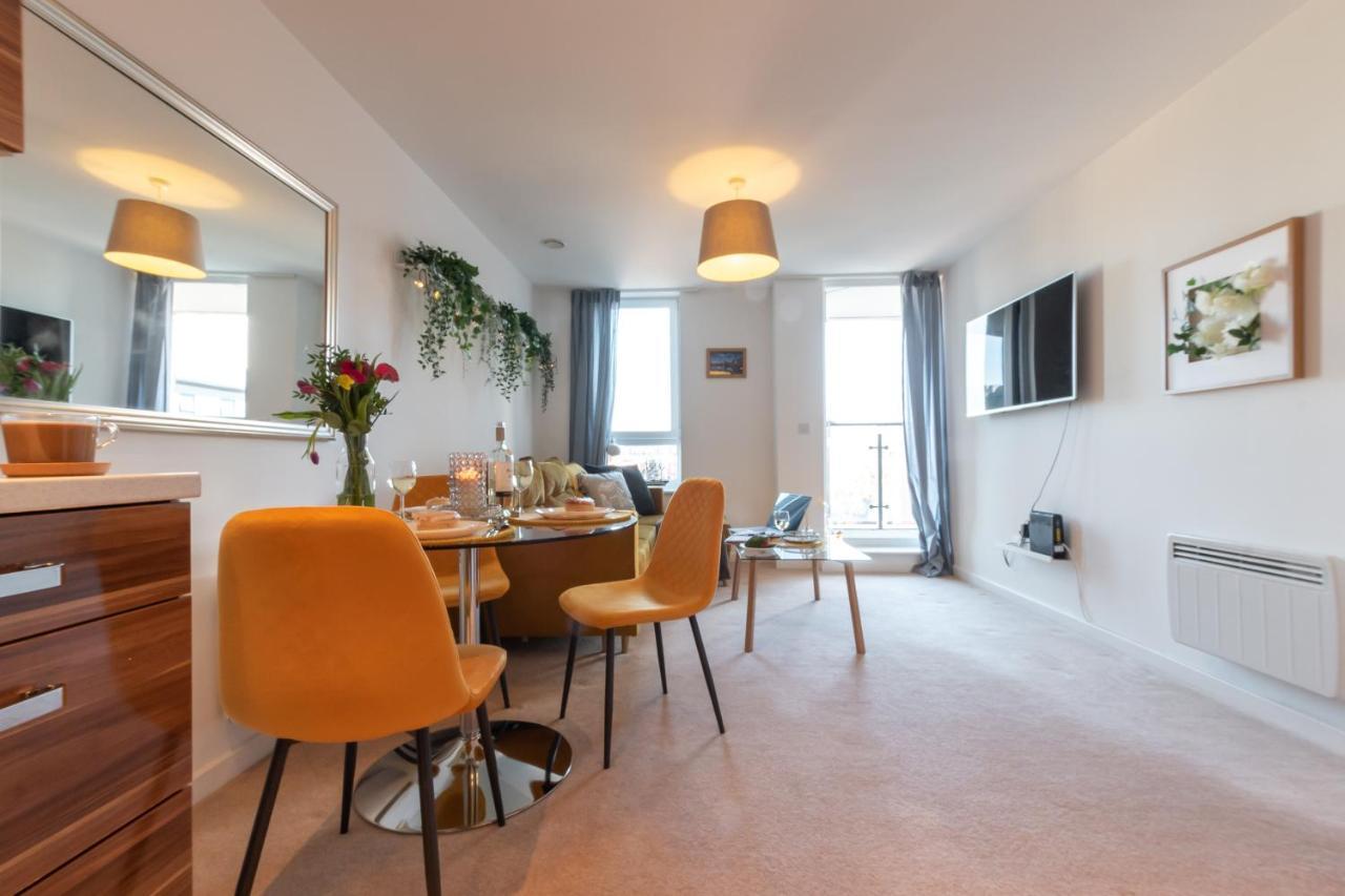 Amber Apartment Oasis - Your Gateway To Southampton'S Vibrant Heart, Port, Shopping Buitenkant foto